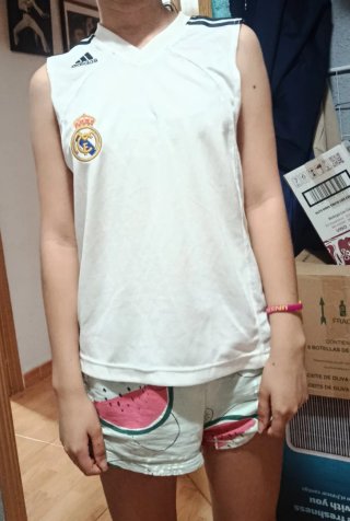 2 Camisetas Real Madrid Baloncesto Adidas. T8 y 10