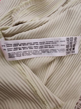 Top Bershka Verano Beige/Verde Talla XS