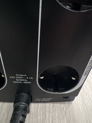 SAI APC BX950U-GR