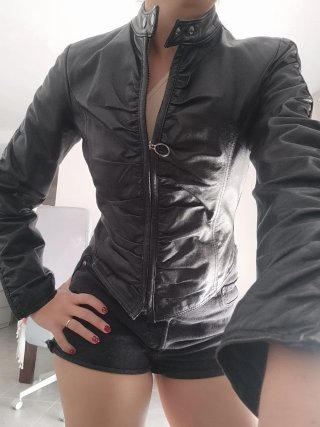 Chaqueta cuero Mustang negra mujer