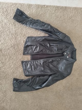 Chaqueta cuero Mustang negra mujer