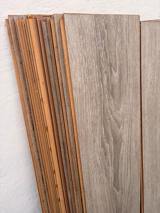 28 Láminas suelo laminado madera 1,38x20cm
