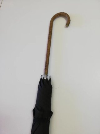 Paraguas antiguo / sombrilla parasol