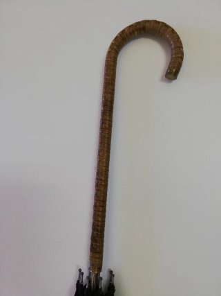 Paraguas antiguo / sombrilla parasol