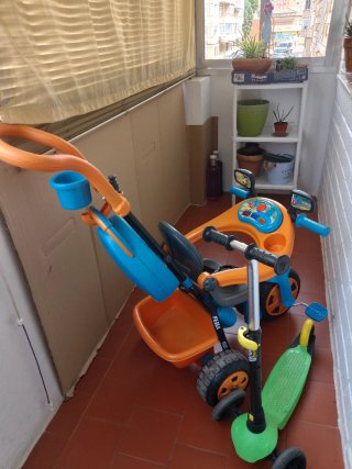 Triciclo evolutivo + Patinete regalo