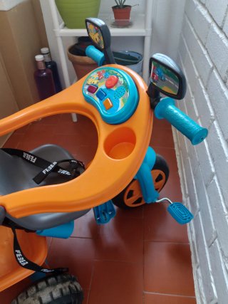 Triciclo evolutivo + Patinete regalo