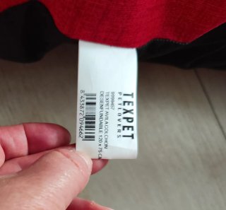 Cama para perro grande roja y negra
