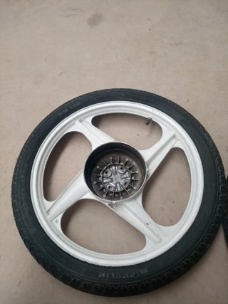 Llantas Vespino F9 Blancas