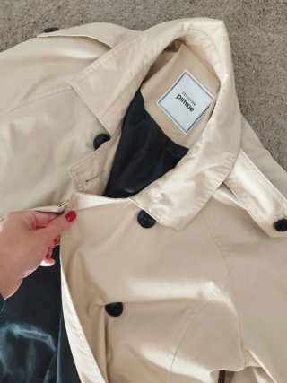 Gabardina beige Pimkie