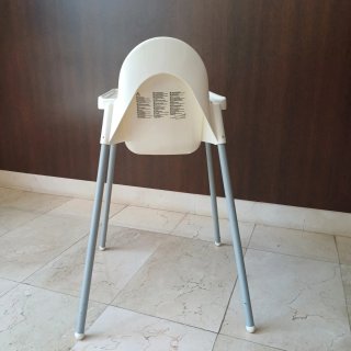Trona Ikea con cojín