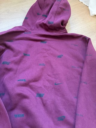 Sudadera Nike Morada Estampada