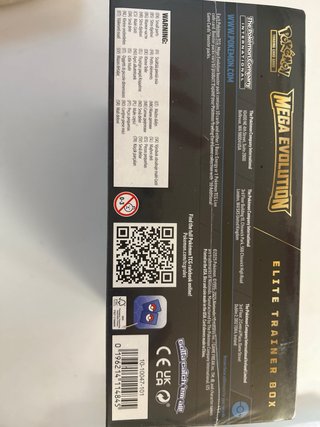 Pokemon Mega Evolution Elite Trainer Box