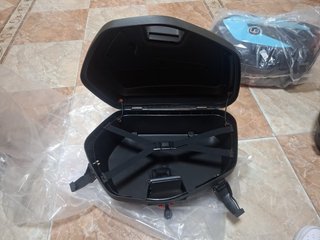 Maletas laterales universales de moto
