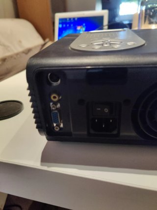 Proyector BenQ DLP Negro y Plateado