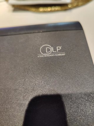 Proyector BenQ DLP Negro y Plateado