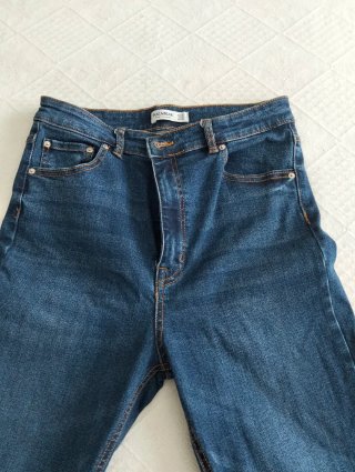 Pantalón vaquero azul oscuro