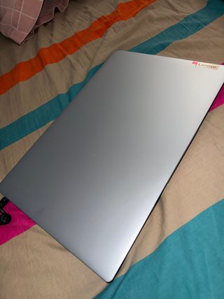 Lenovo IdeaPad 1 Gris