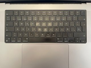 Apple MacBook Pro M1 16”