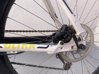 Bicicleta KTM Bianca e Gialla