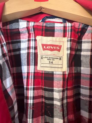 Chubasquero Levi's Rojo Talla XS/34