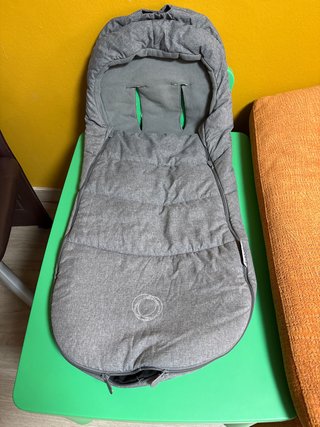 Saco de invierno Bugaboo gris