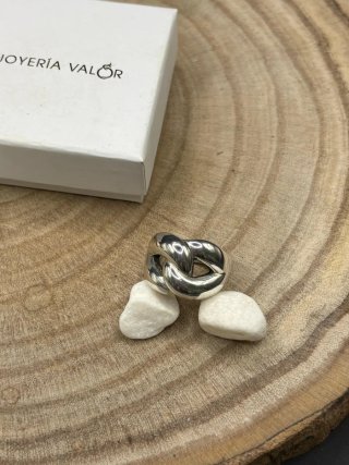 Anillo entrelazado plata