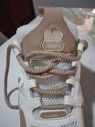 Scarpe Louis Vuitton Beige/Bianco