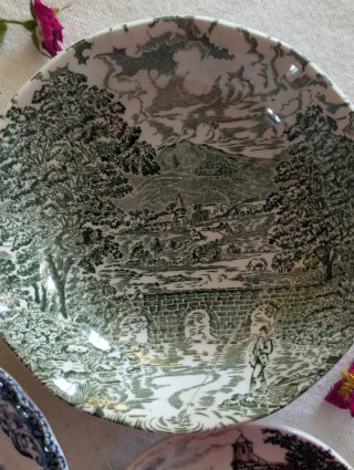 Platos de cuadros historias