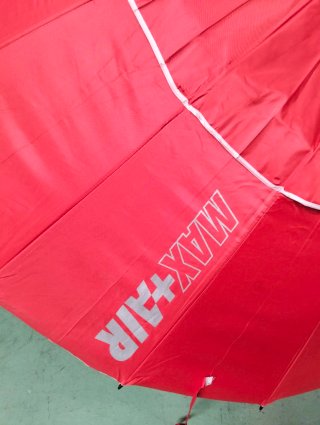 Sombrilla playa antiviento 16 varillas 220 cm roja