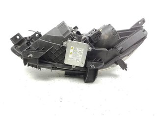 22696878 faro derecho mazda 5 (cw)