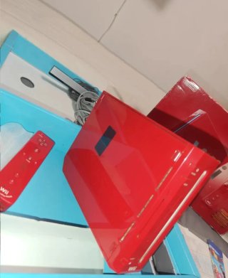 Nintendo Wii 25 Aniversario Roja + Wii Sports