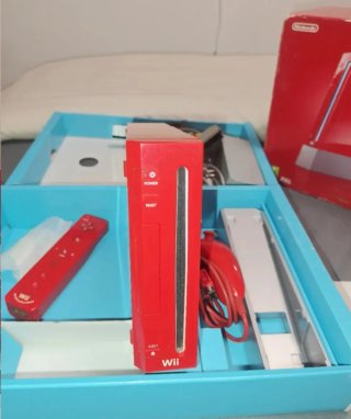 Nintendo Wii 25 Aniversario Roja + Wii Sports