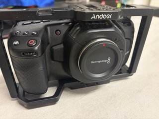 Cámara Blackmagic Pocket Cinema 4K Kit