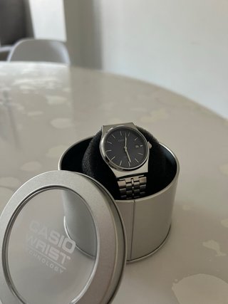 Reloj Casio Plata y Negro