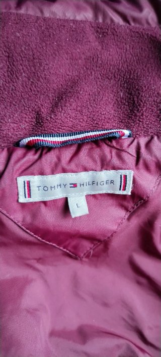 Chaqueta plumífero Tommy Hilfiger color berenjena