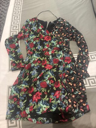 Vestido floral manga larga