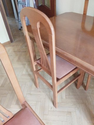 Mesa comedor extensible con 4 sillas madera