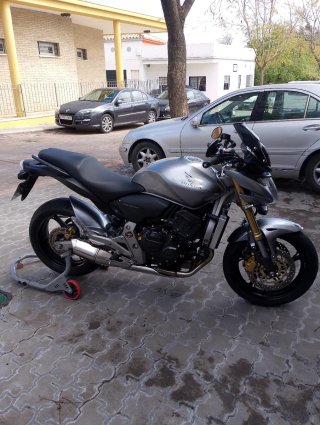 Honda Hornet 600 2010 - 18.000 km