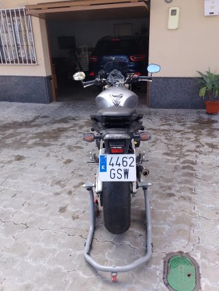 Honda Hornet 600 2010 - 18.000 km