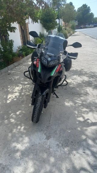 Benelli TRK 502 Adventure Moto