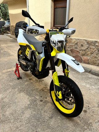 Husqvarna 701 SM Supermotard