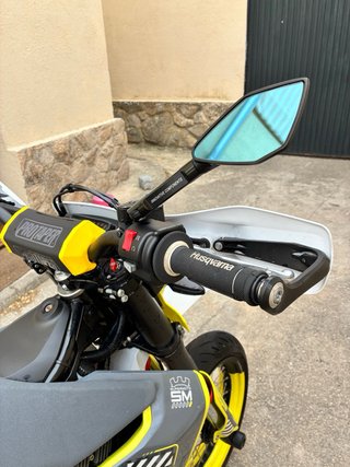Husqvarna 701 SM Supermotard