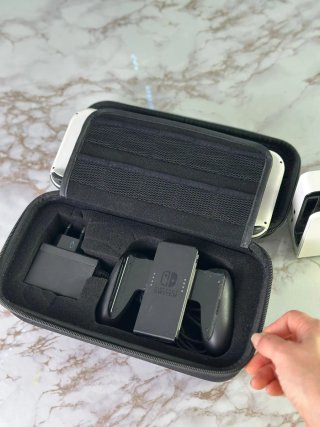 Nintendo Switch OLED Bianca