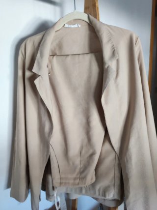 Conjunto Primark: Chaqueta y Pantalón Beige