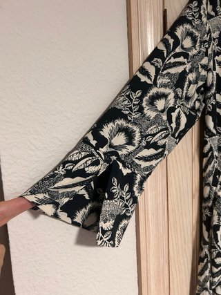 Kaftán estampado de Mango  Talla XS/S .