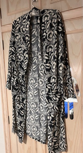 Kaftán estampado de Mango  Talla XS/S .