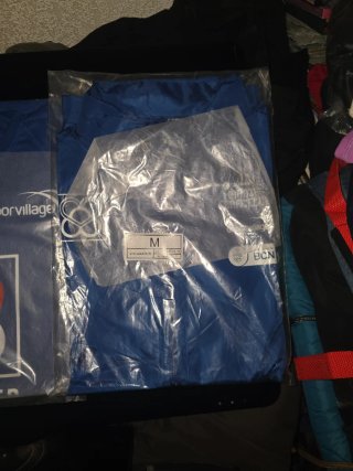 Pack 2 camisetas y cortavientos