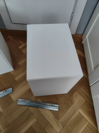 Mueble Eket Blanco 35x25x35 + Riel