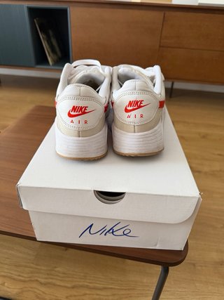Nike Air Max SC Blancas y Rojas en buen estado