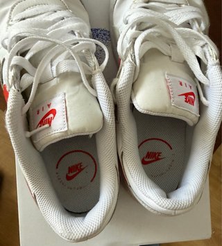 Nike Air Max SC Blancas y Rojas en buen estado
